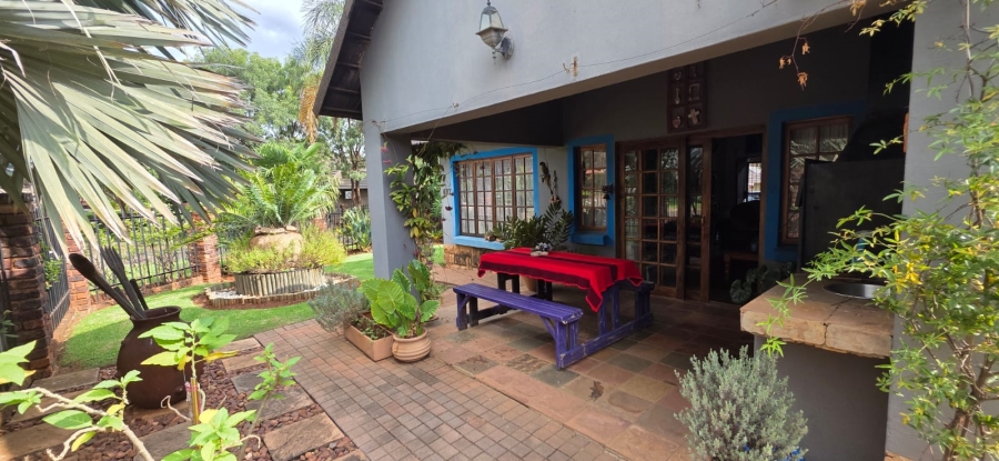 3 Bedroom Property for Sale in Melodie North West